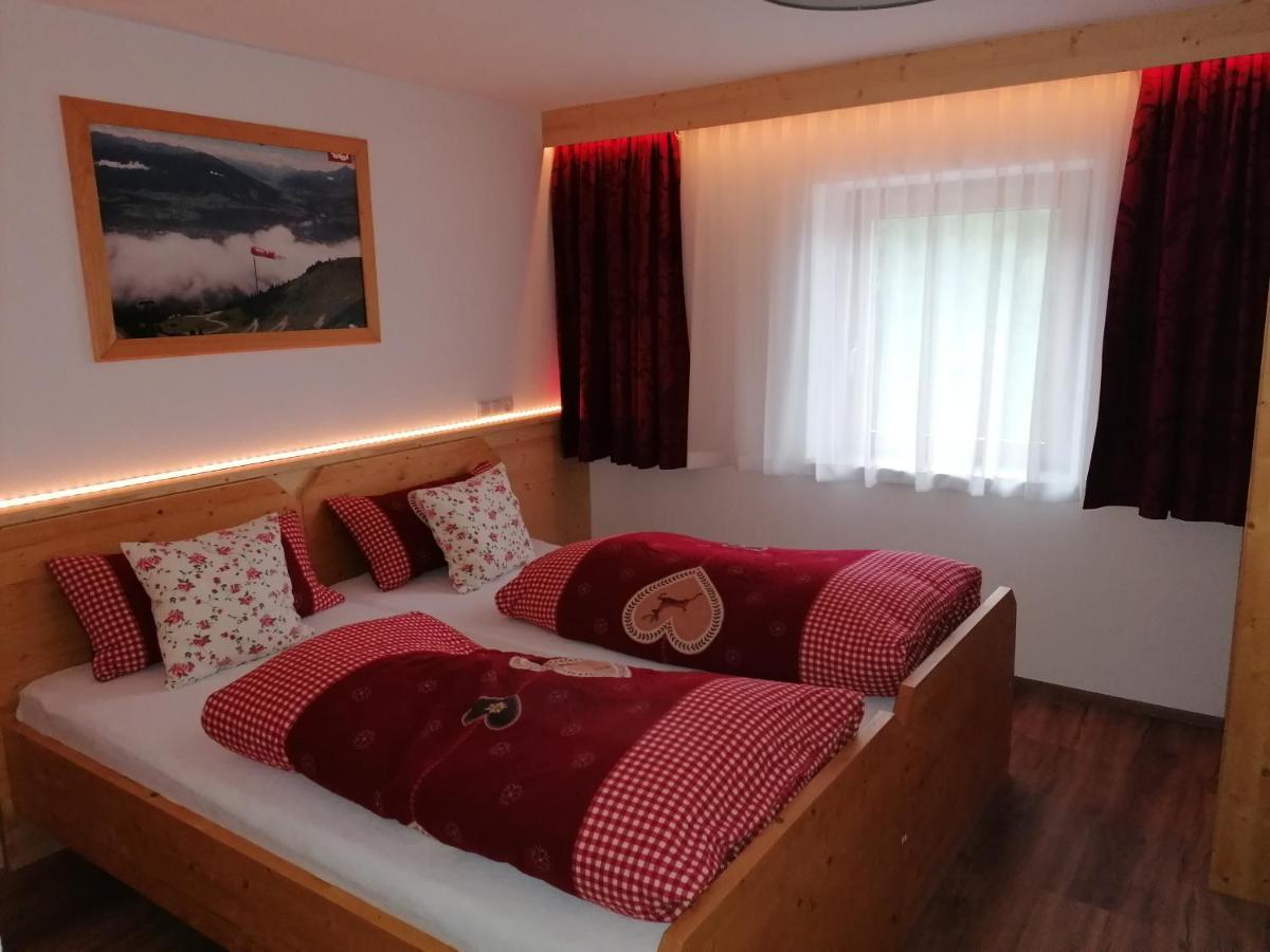Zachhof Apartment Ellbögen Екстериор снимка