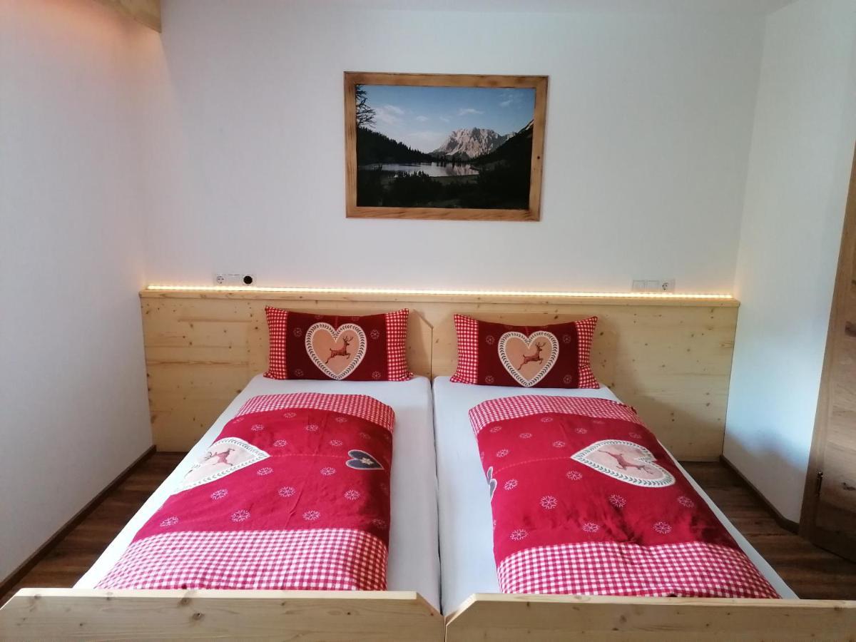 Zachhof Apartment Ellbögen Екстериор снимка