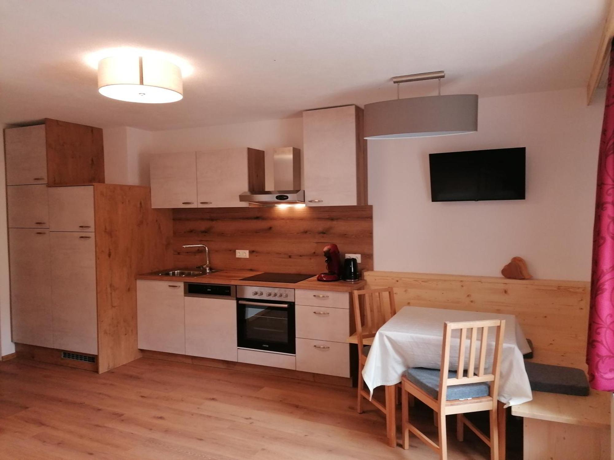 Zachhof Apartment Ellbögen Екстериор снимка